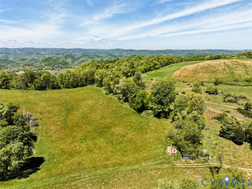 453 Long Hollow Road Cleveland, VA 24225 - Photo 42 of 50 a view of an ocean view