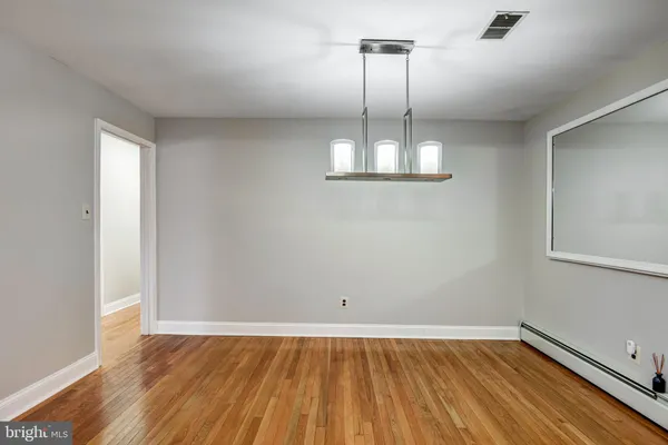 $575,000 | 8909 Hill Place, Manassas, VA 20110