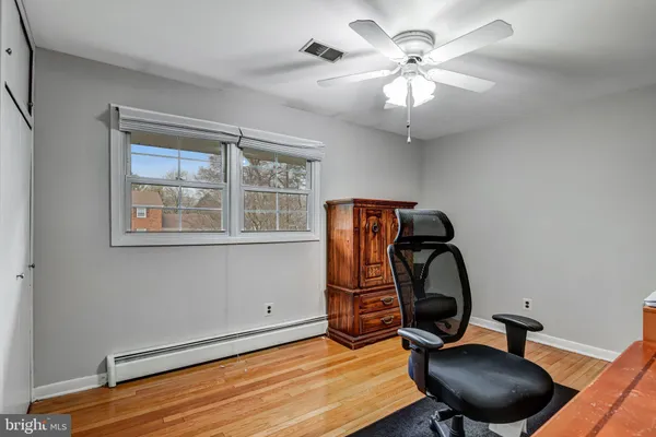 $575,000 | 8909 Hill Place, Manassas, VA 20110