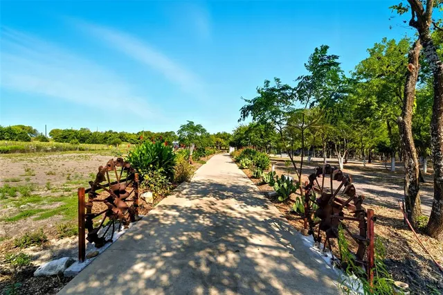 $1,150,000 | 1431 Farm To Market Road 85, Ennis, TX 75119