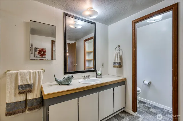 $430,000 | 670 Mallard Lane Northwest, Seabeck, WA 98380