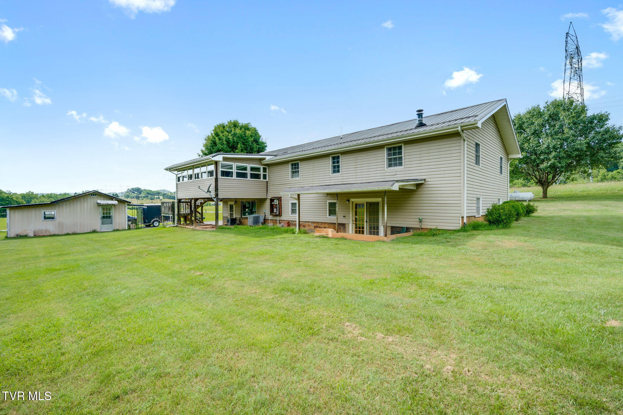 132 Old Country Road Church Hill, TN 37642 - Photo 38 of 46 38O