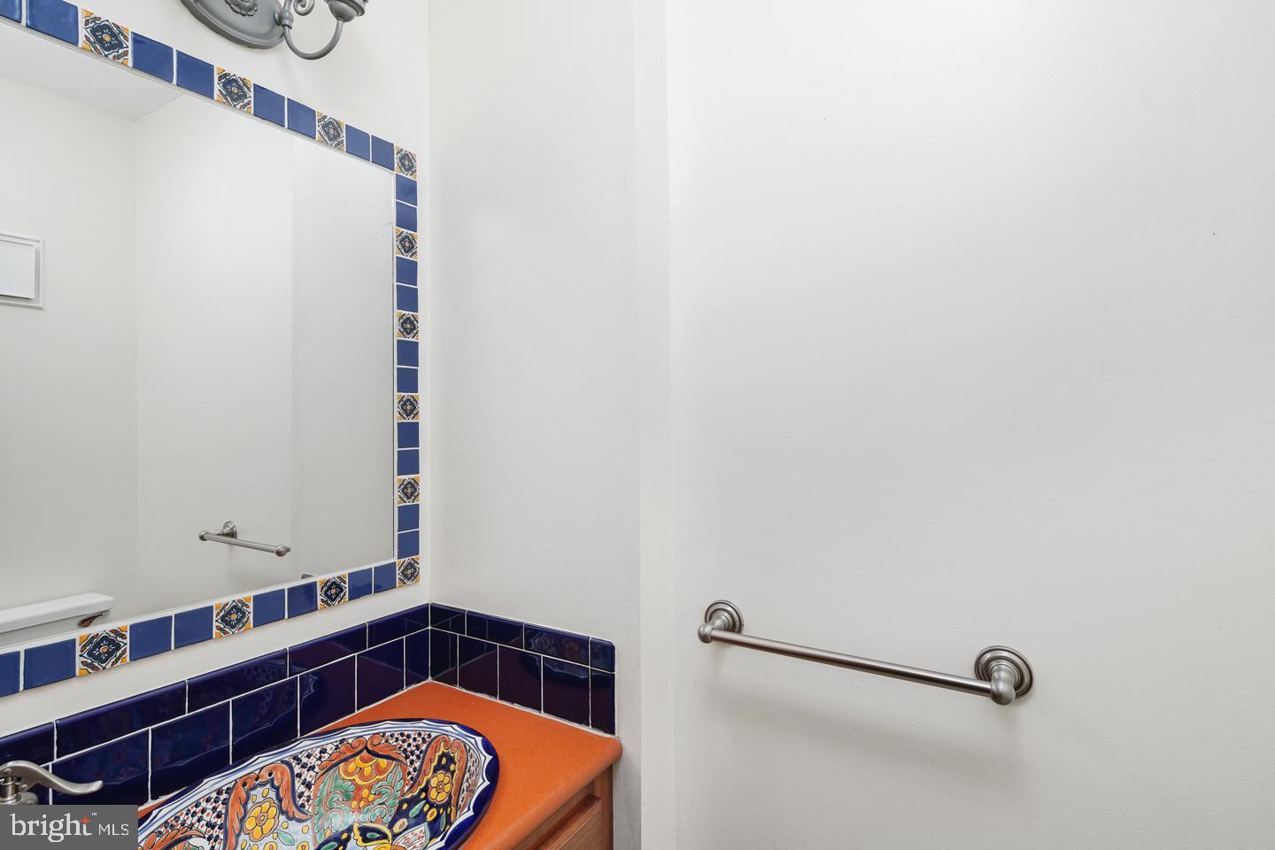 705 Ivins Road Philadelphia, PA 19128 - Photo 12 of 27 Gallery Image 12