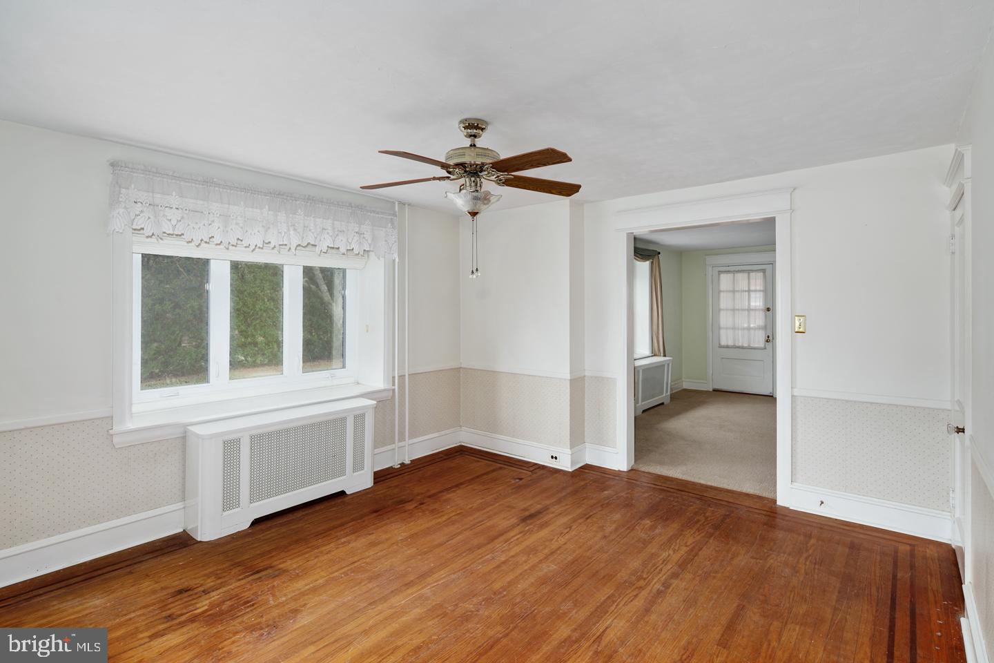 705 Ivins Road Philadelphia, PA 19128 - Photo 5 of 27 Gallery Image 5