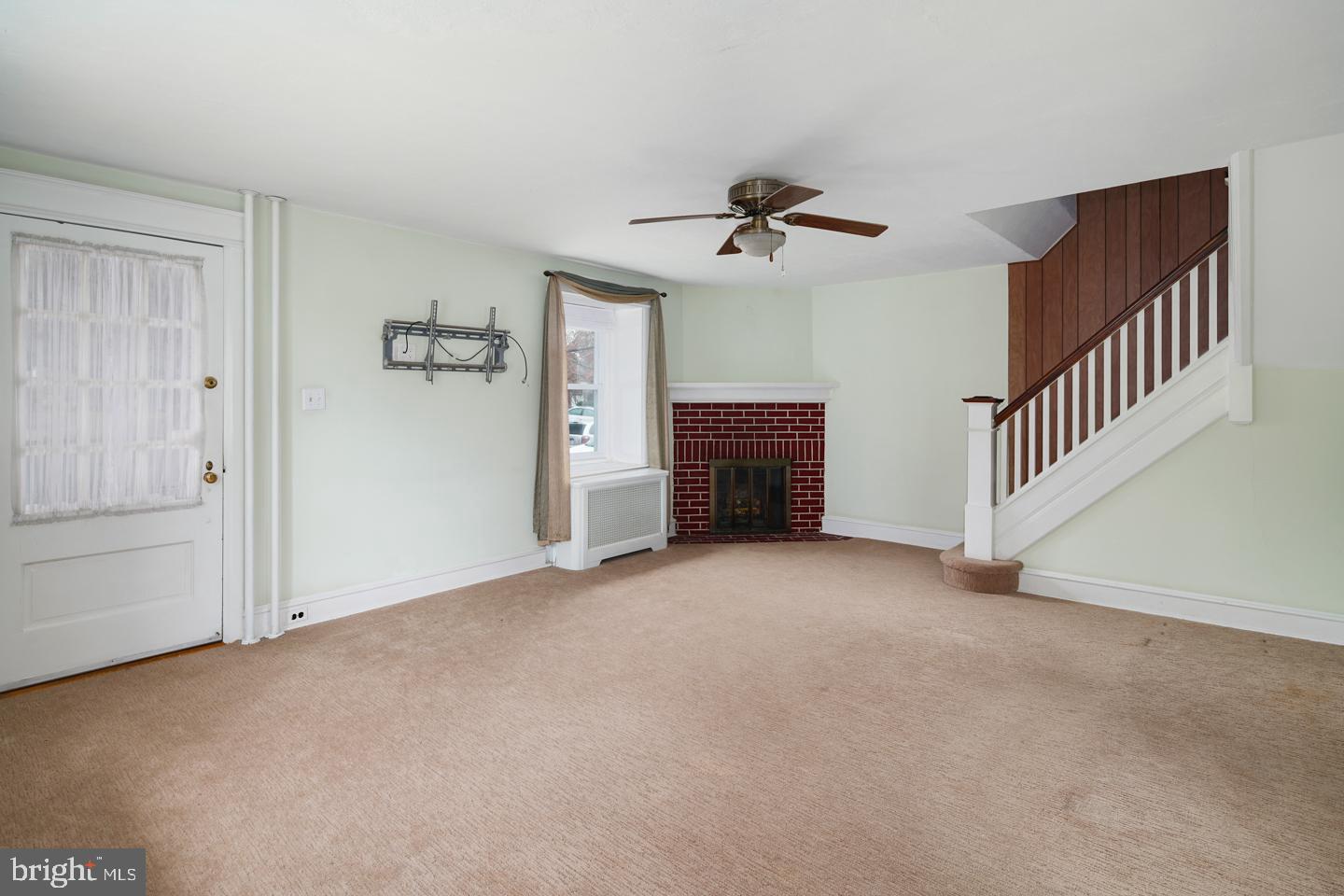 705 Ivins Road Philadelphia, PA 19128 - Photo 7 of 27 Gallery Image 7