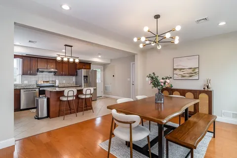 $1,279,000 | 3 Leighton Street, Natick, MA 01760