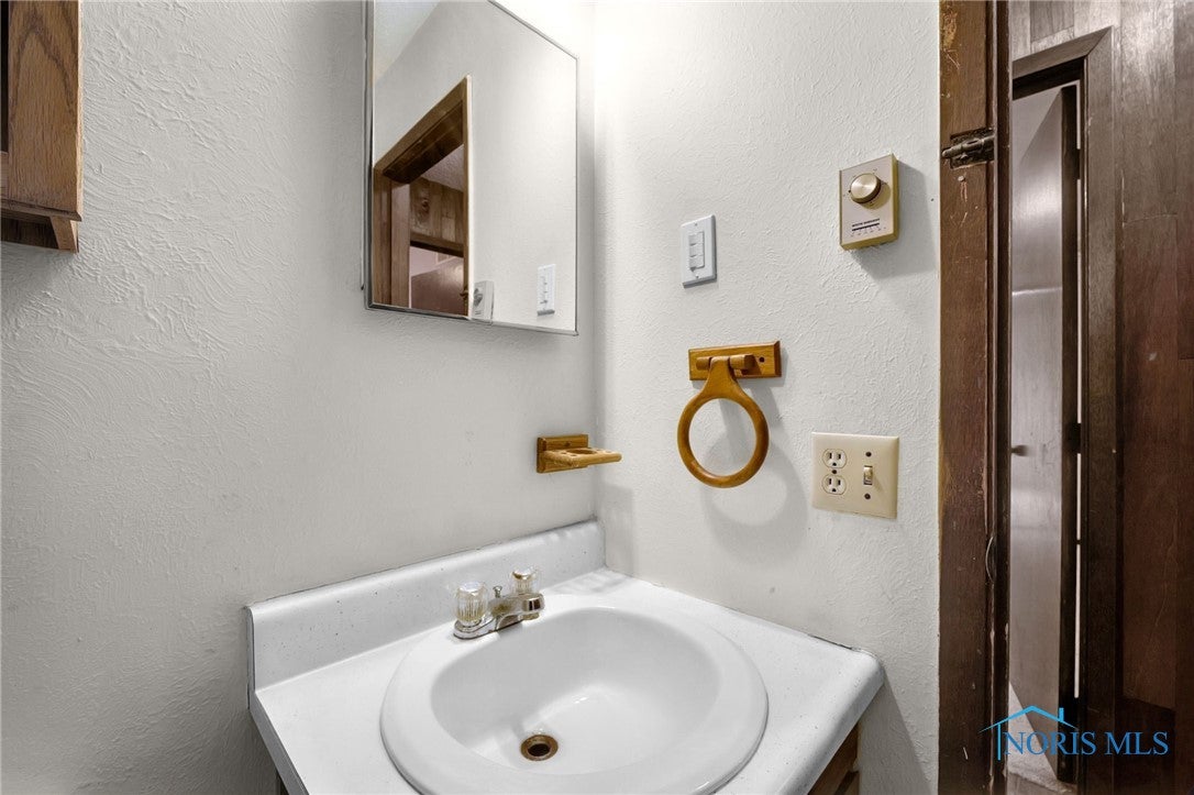 13921 Defiance Pike Rudolph, OH 43462 - Photo 36 of 45 Gallery Image 36