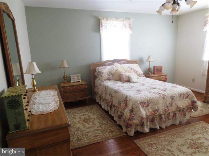 504 Crest Road Wilmington, DE 19803 - Photo 8 of 17 Master Bedroom