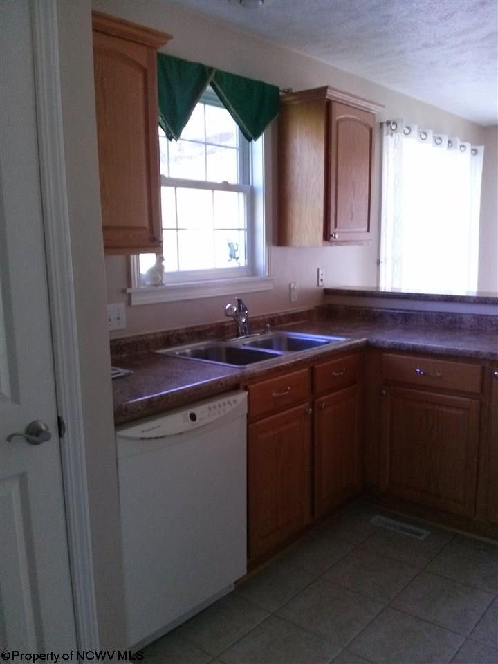 2370 Goose Run Road Fairmont, WV 26554 - Photo 10 of 20 Gallery Image 10