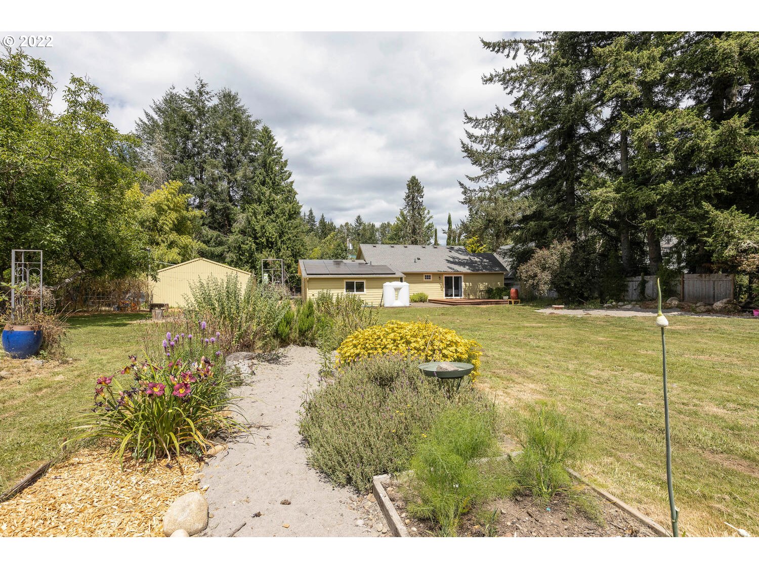 41584 Southeast Thomas Road Sandy, OR 97055 - Photo 25 of 32 a view of a lake view