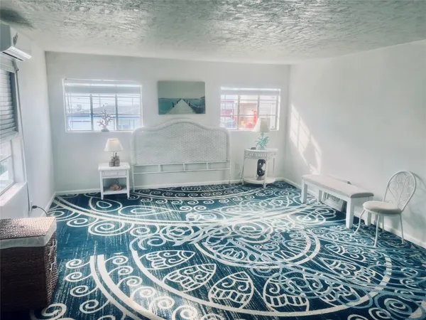 $1,850 | 6004 Avenue T, Galveston, TX 77551