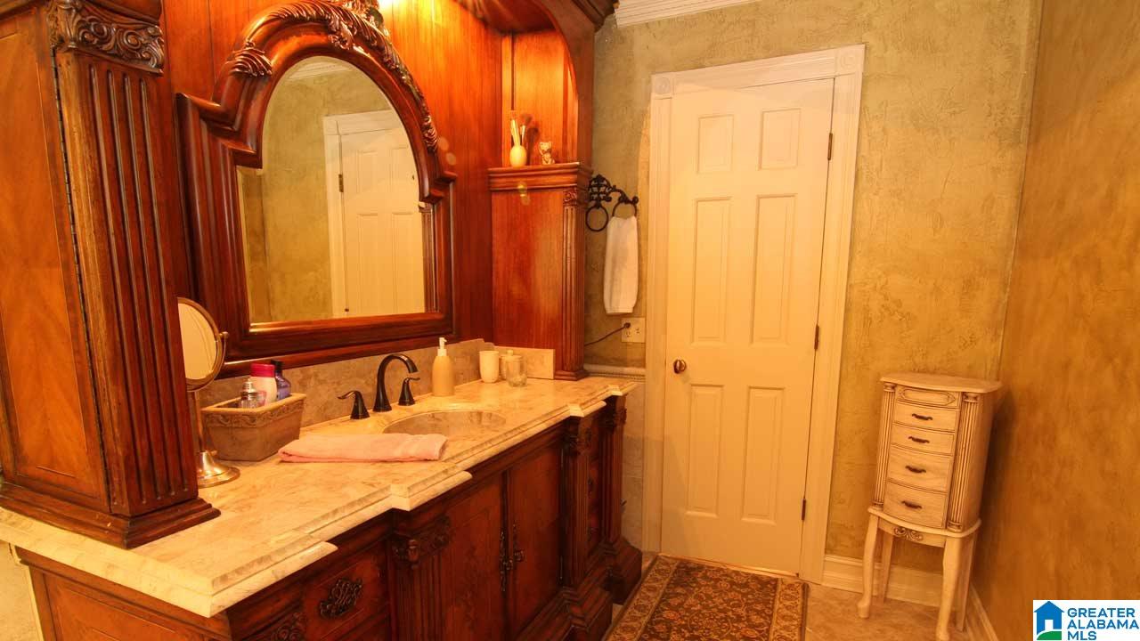 1284 Dunnavant Valley Road Birmingham, AL 35242 - Photo 18 of 46 Gallery Image 18