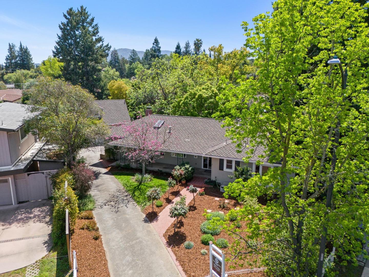 116 Vallecitos Way Los Gatos, CA 95032 - Photo 4 of 66