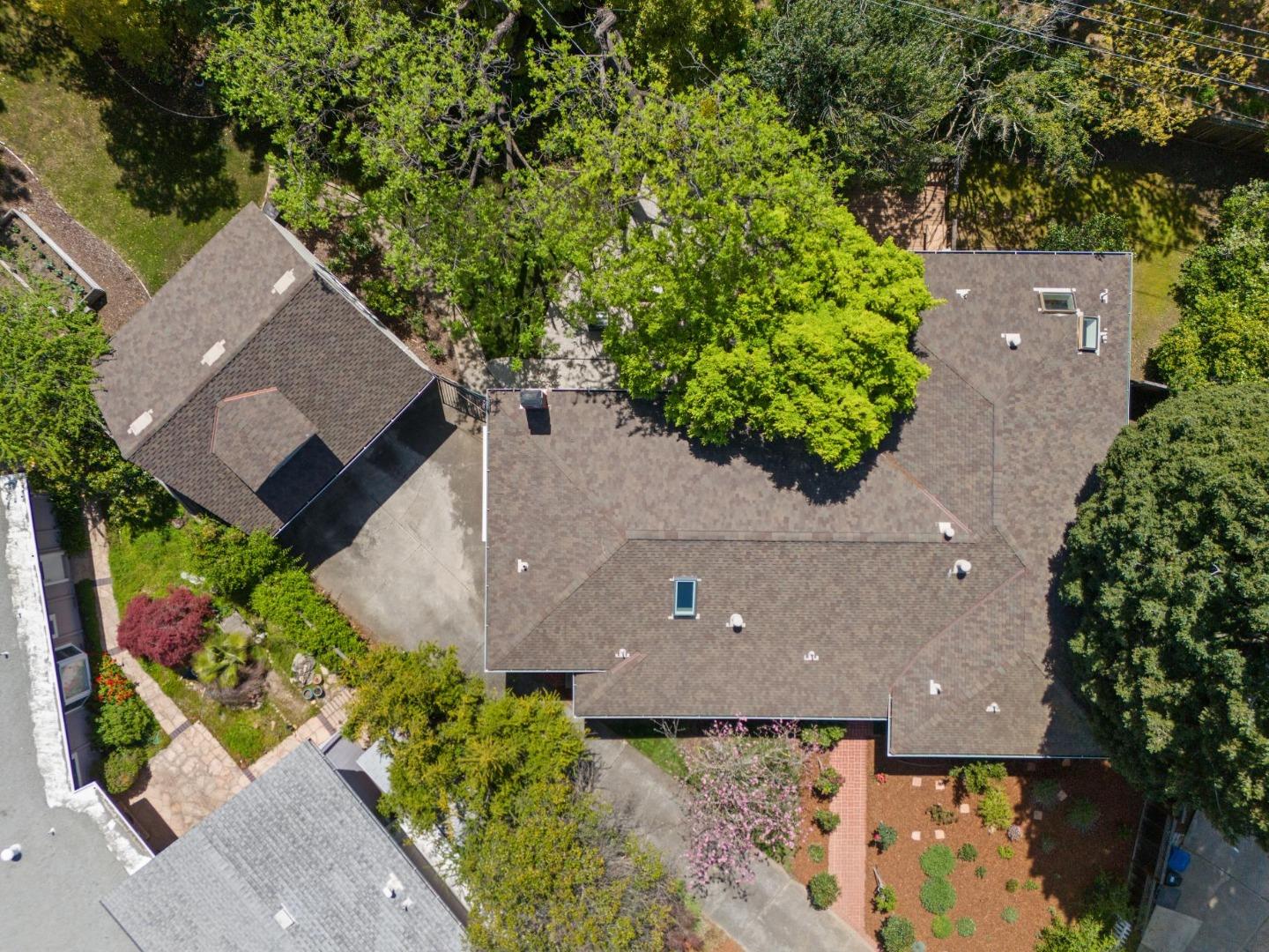116 Vallecitos Way Los Gatos, CA 95032 - Photo 5 of 66 an aerial view of a house with a yard