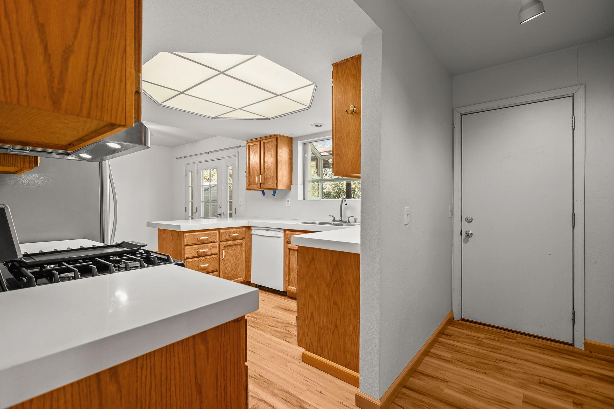 12785 Williamson Road Redding, CA 96003 - Photo 11 of 45 59-web-or-mls-_K3A7662