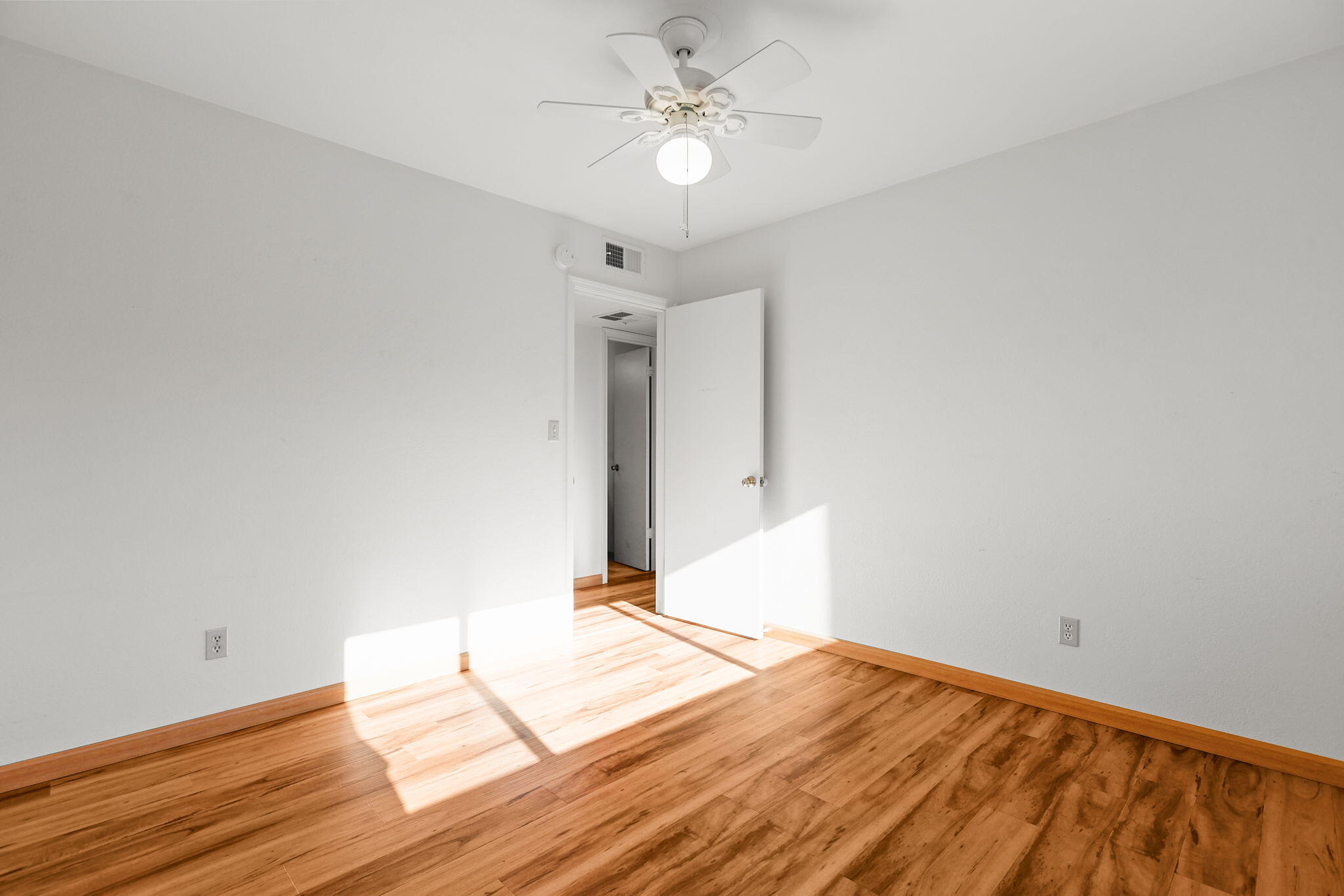 12785 Williamson Road Redding, CA 96003 - Photo 16 of 45 28-web-or-mls-_K3A7357