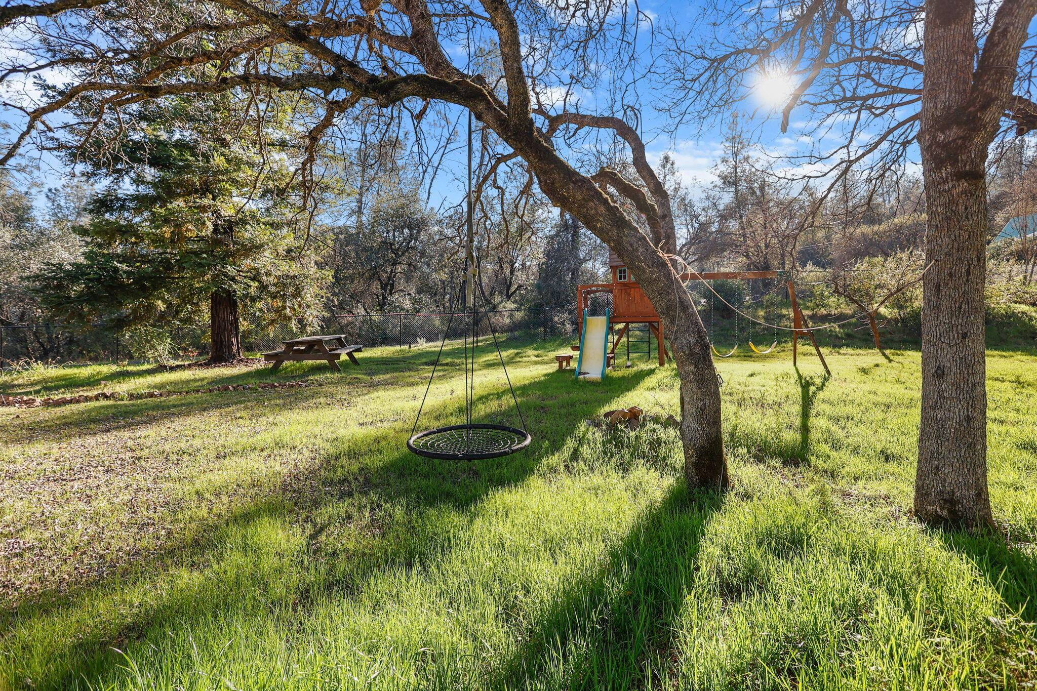 12785 Williamson Road Redding, CA 96003 - Photo 29 of 45 49-web-or-mls-_K3A7552