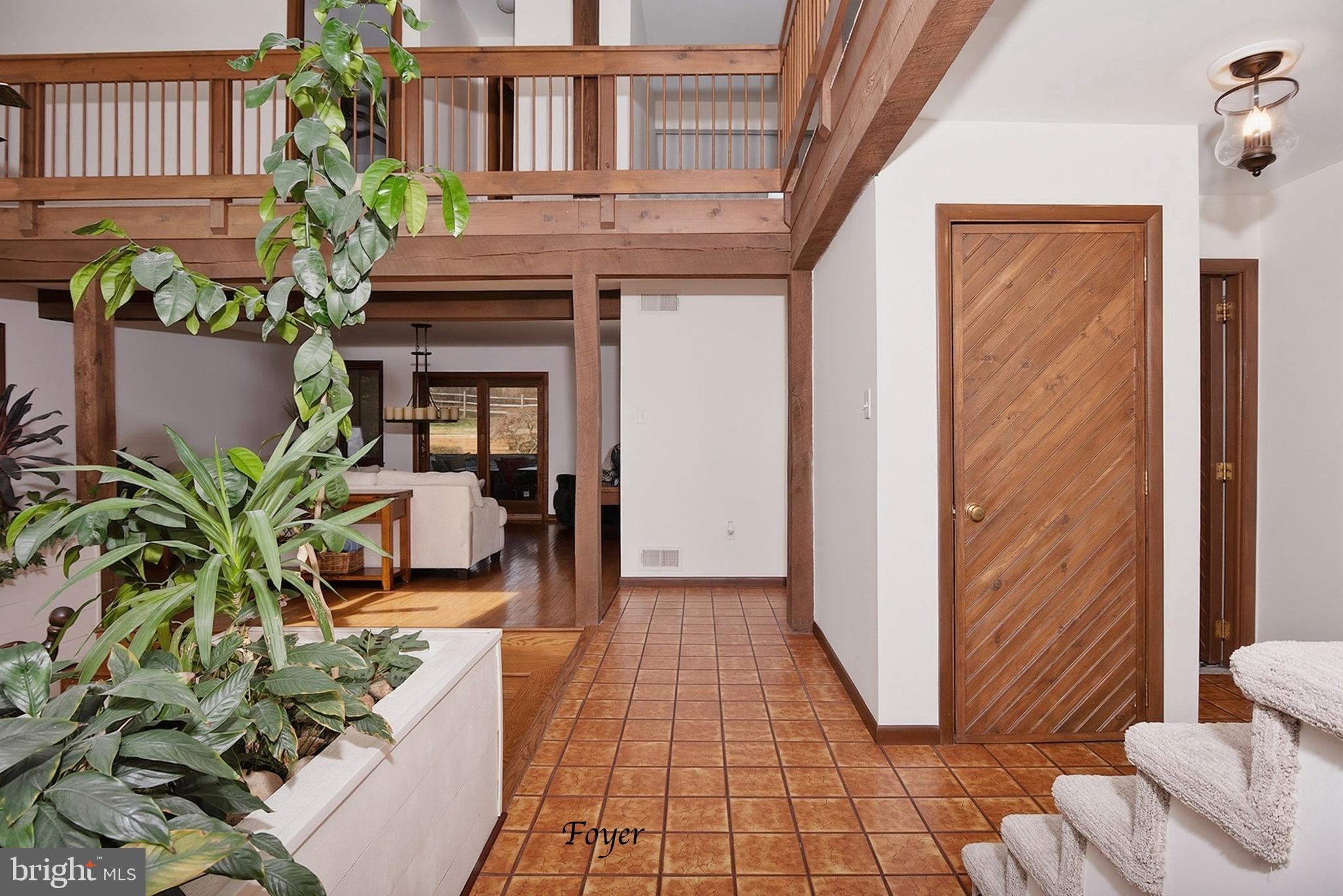 24 White Oak Road Landenberg, PA 19350 - Photo 2 of 67 Foyer