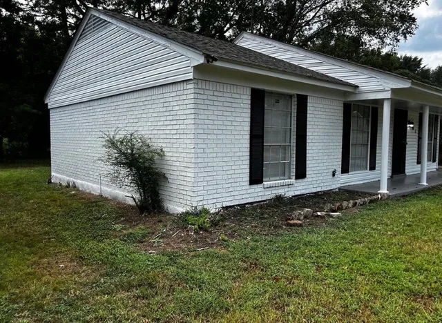 $126,000 | 901 Chesterton Drive, Memphis, TN 38127