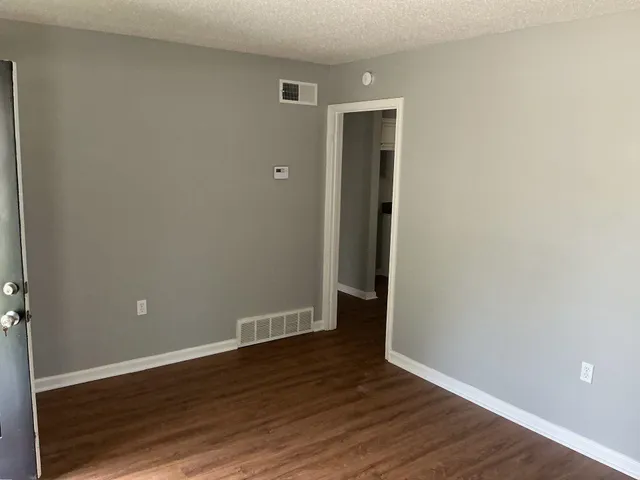 $126,000 | 901 Chesterton Drive, Memphis, TN 38127