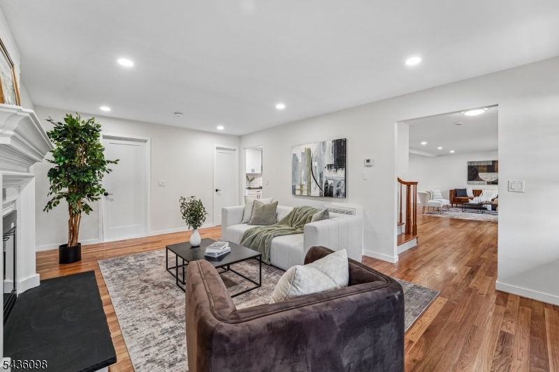 14 Witkowski Way Wayne, NJ 07470 - Photo 16 of 37