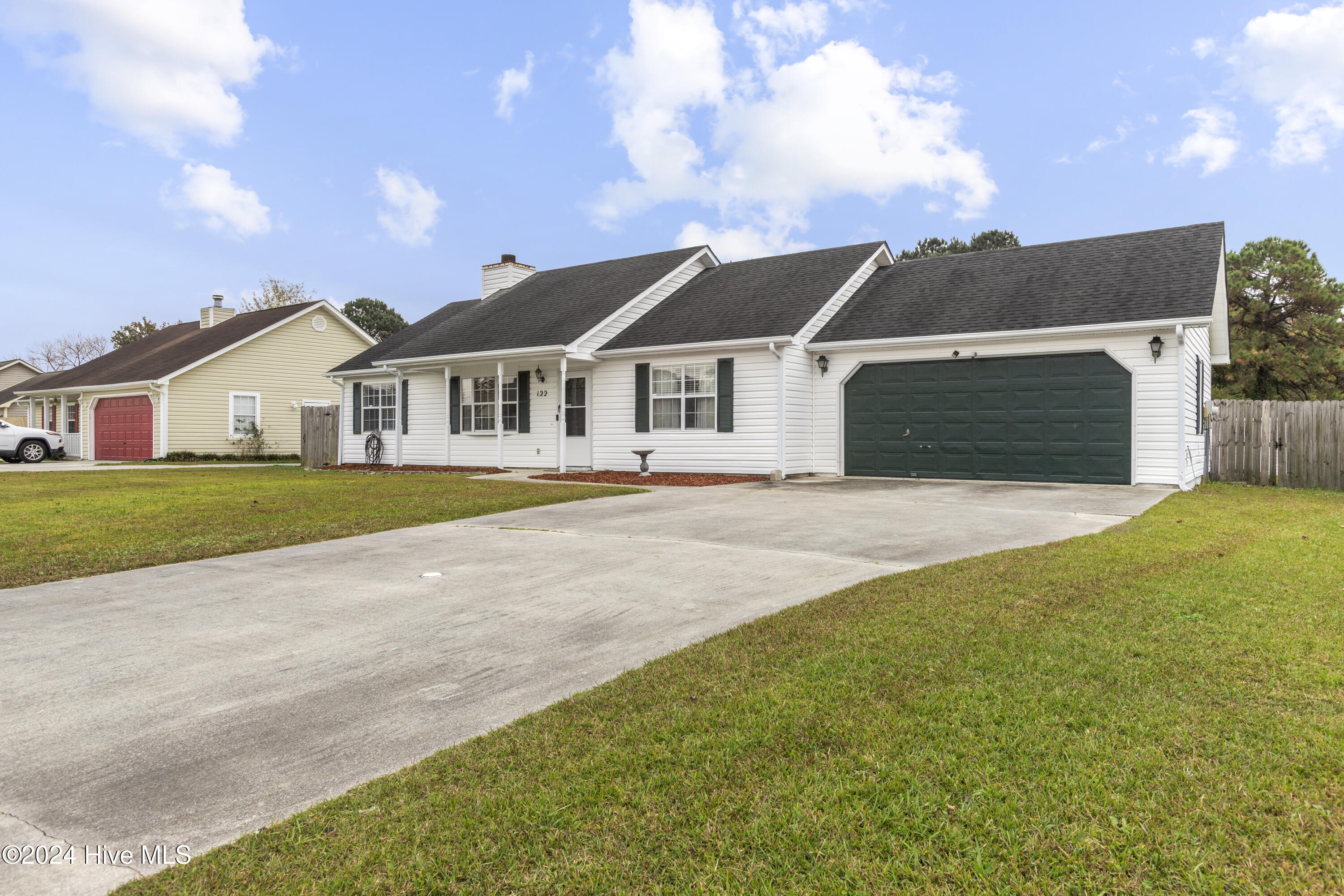 122 Parnell Road Hubert, NC 28539 - Photo 3 of 25 03