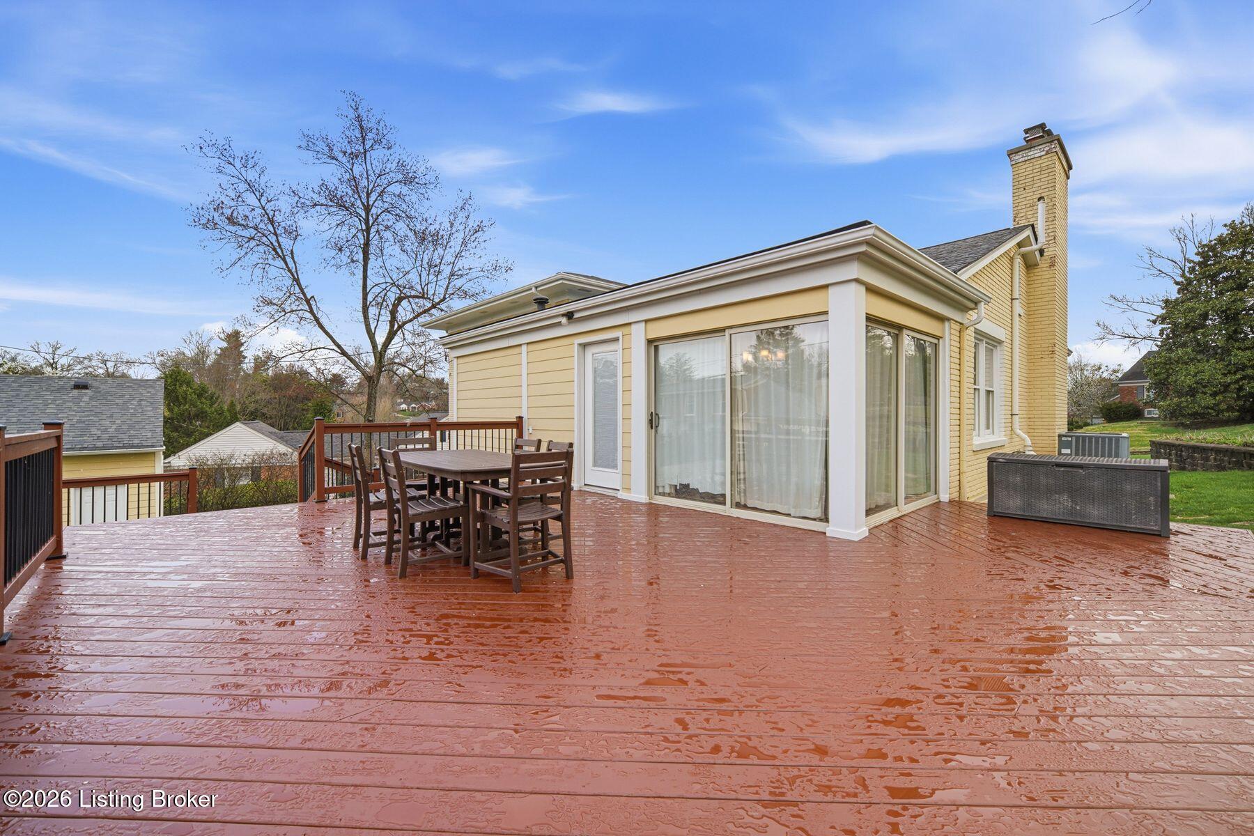 608 Cloverlea Road Louisville, KY 40206 - Photo 16 of 65 photo_online_022