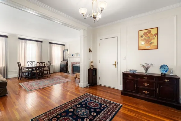 $1,099,000 | 325 Tappan Street, Unit 6, Brookline, MA 02445