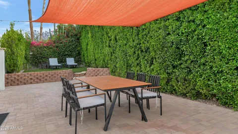 $1,425,000 | 8675 East Vía De Los Libros, Scottsdale, AZ 85258