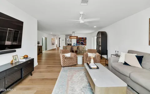 $1,425,000 | 8675 East Vía De Los Libros, Scottsdale, AZ 85258
