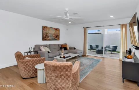 $1,425,000 | 8675 East Vía De Los Libros, Scottsdale, AZ 85258