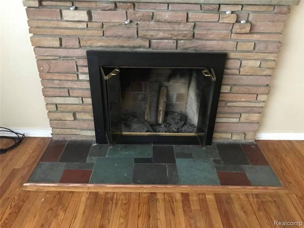 23405 Joy Road Dearborn Heights, MI 48127 - Photo 17 of 23