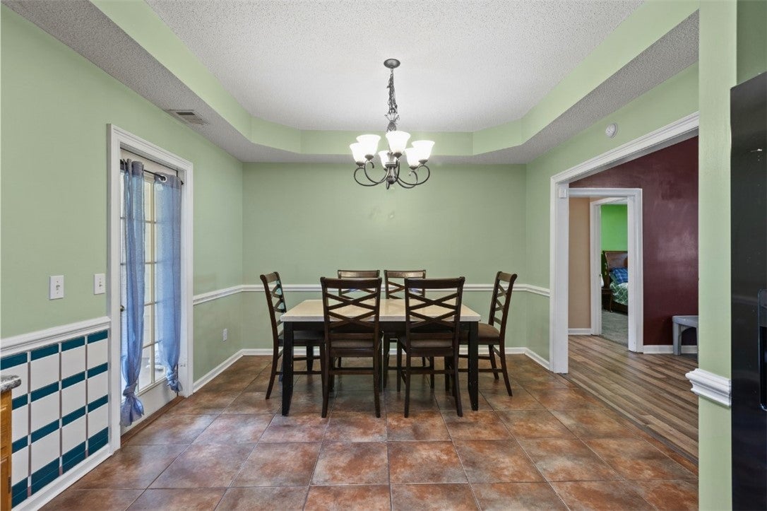1417 Ridge Road Opelika, AL 36801 - Photo 4 of 20 Gallery Image 4