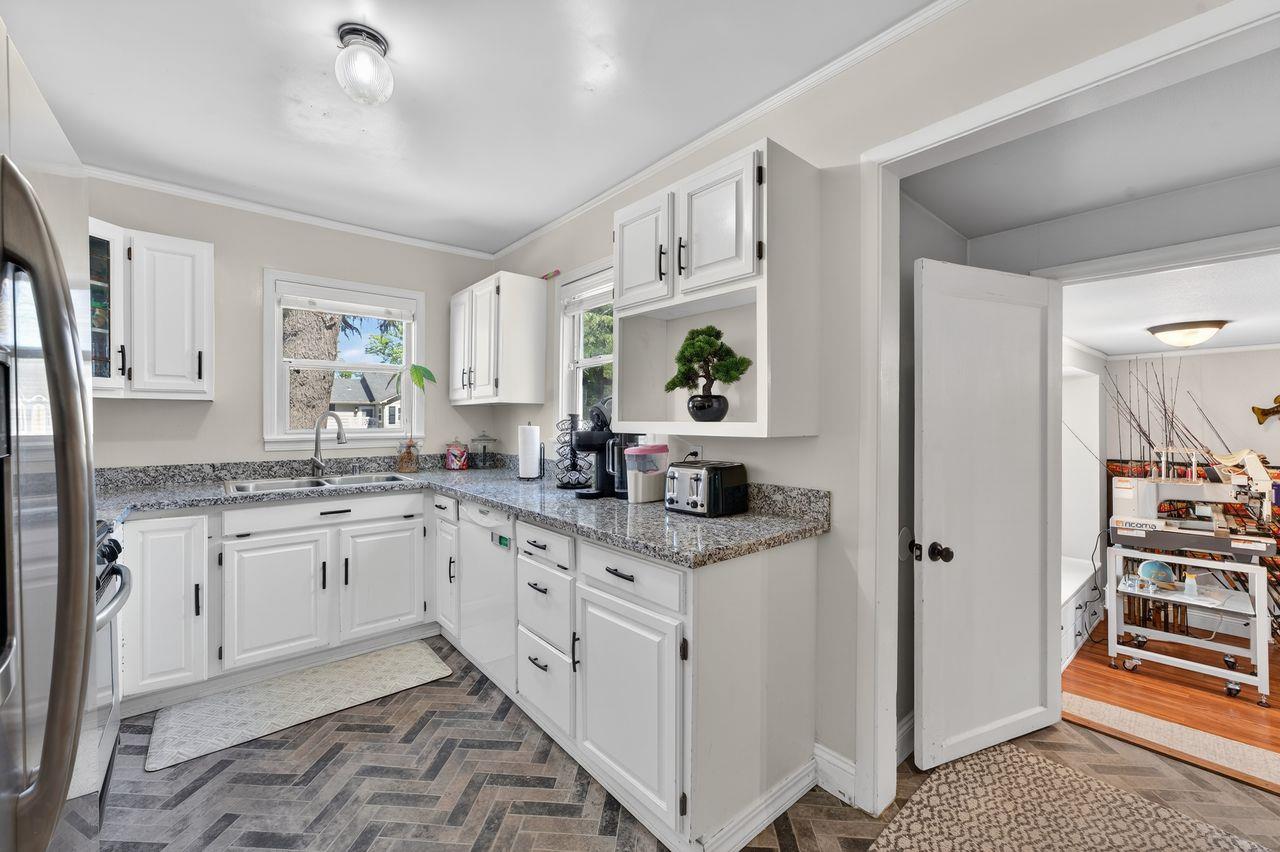 7400 Heather Road Fair Oaks, CA 95628 - Photo 14 of 33