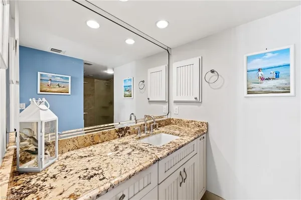 $10,000 | 9415 Gulf Shore Drive, Unit 302, Naples, FL 34108