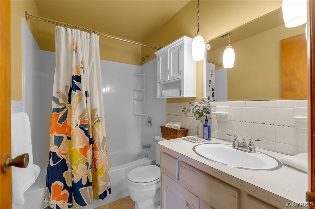 1176 Indian Church Road, Unit 27 West Seneca, NY 14224 - Photo 19 of 29