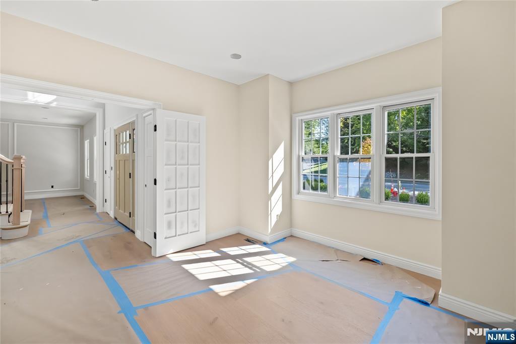 704 Orangeburgh Road River Vale, NJ 07675 - Photo 15 of 49