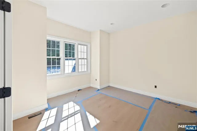 $1,688,000 | 704 Orangeburgh Road, River Vale, NJ 07675