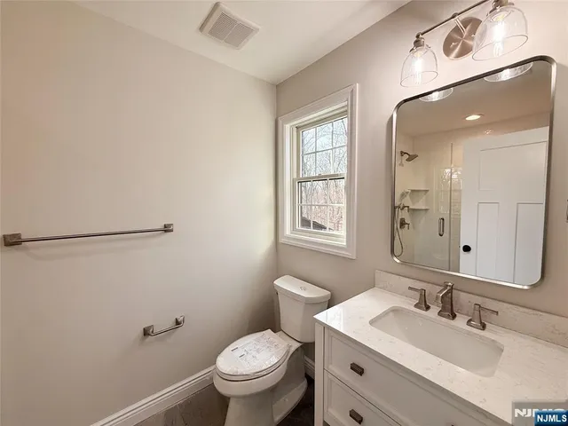 $1,688,000 | 704 Orangeburgh Road, River Vale, NJ 07675