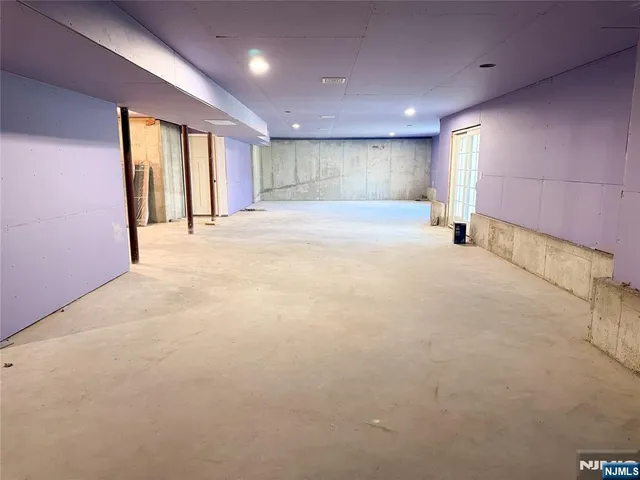 $1,688,000 | 704 Orangeburgh Road, River Vale, NJ 07675