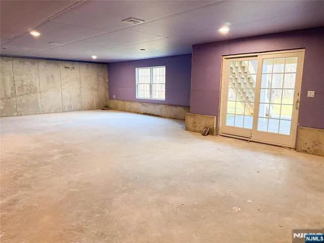 $1,688,000 | 704 Orangeburgh Road, River Vale, NJ 07675