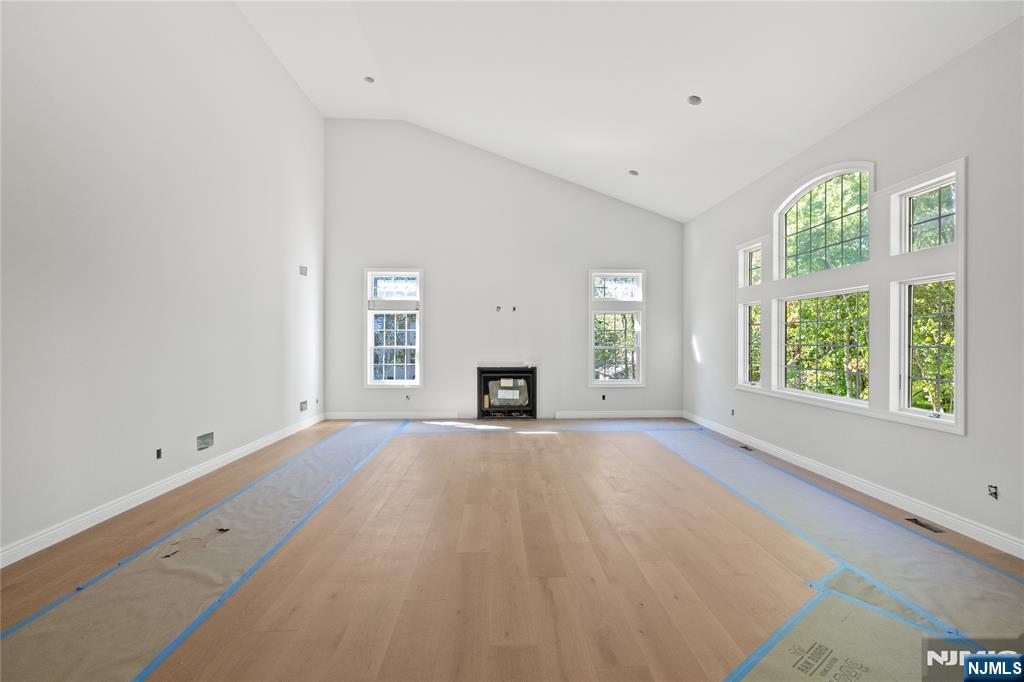 704 Orangeburgh Road River Vale, NJ 07675 - Photo 9 of 49