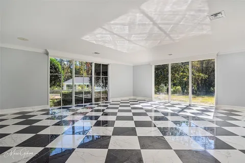 $1,100,000 | 10405 Ellerbe Road, Shreveport, LA 71106