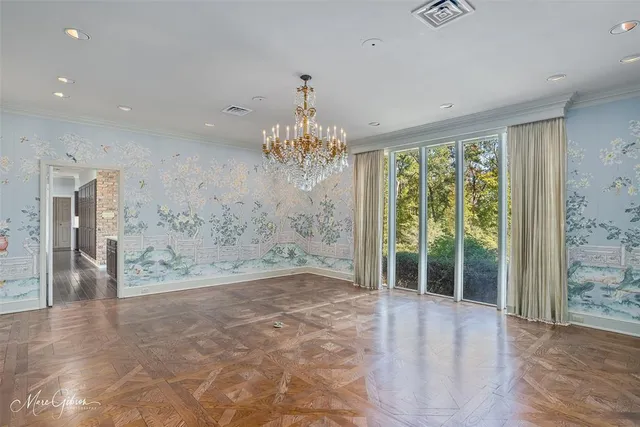 a view of livingroom with window