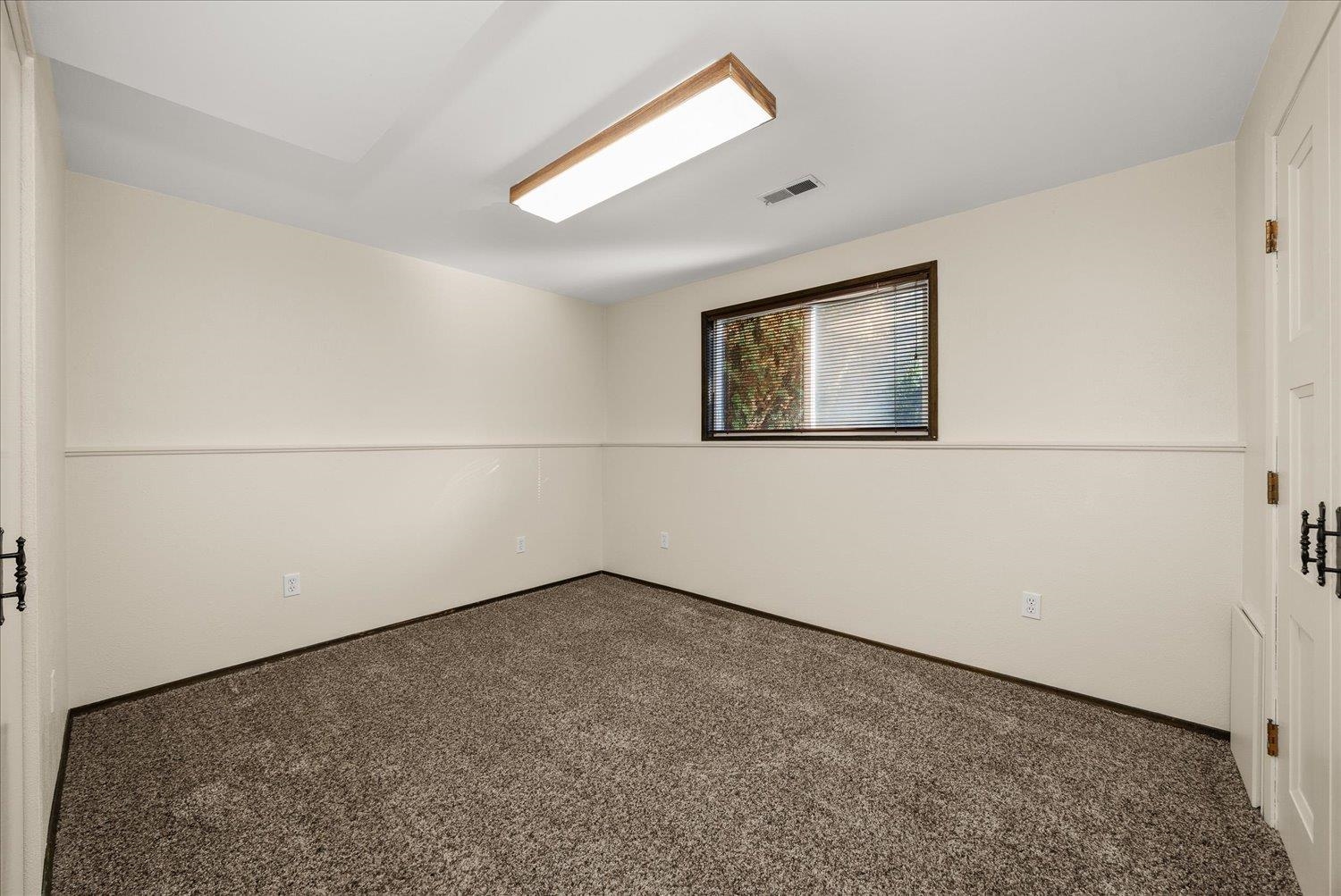 1909 South Davis Road Spokane Valley, WA 99216 - Photo 20 of 46