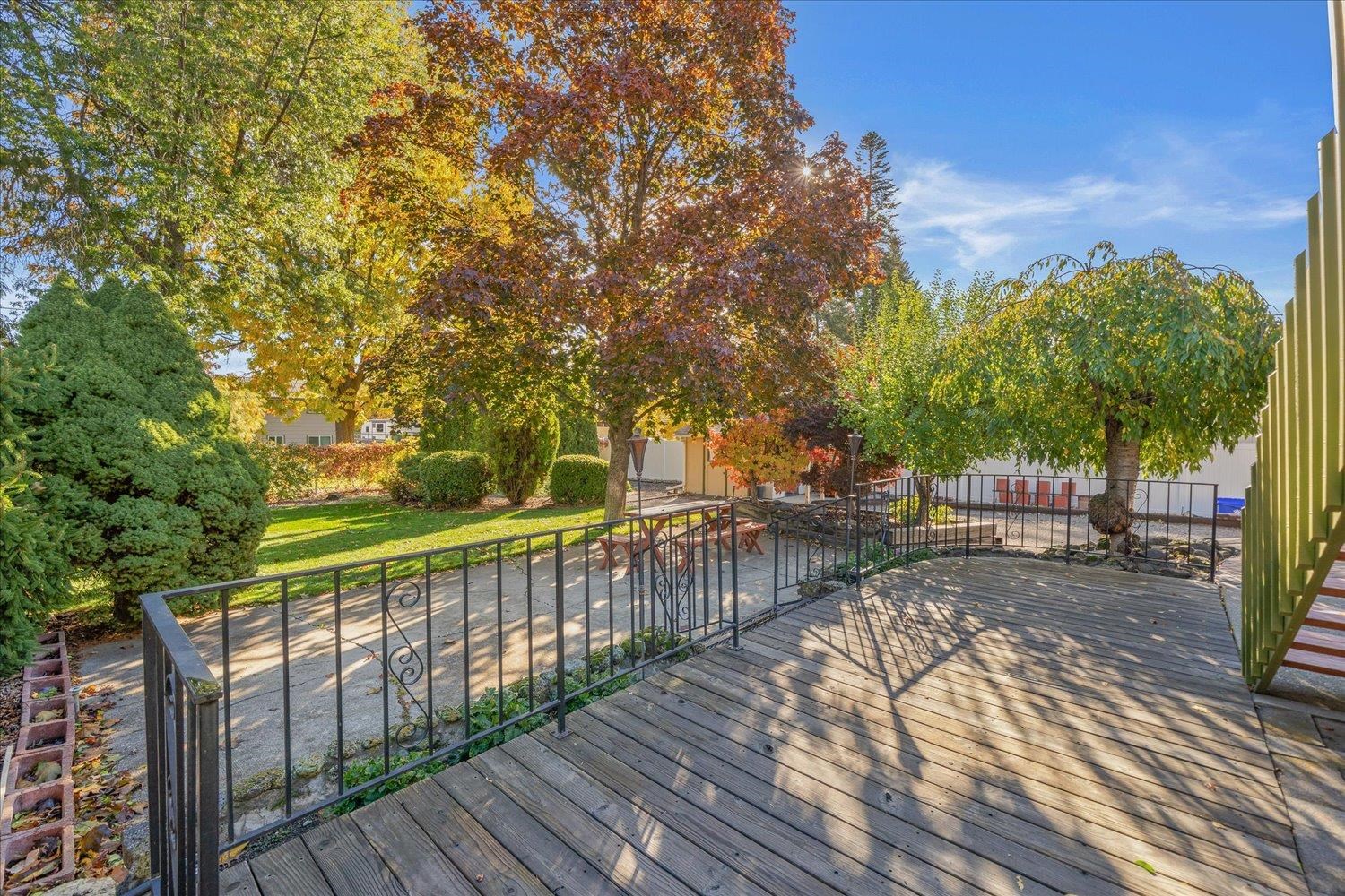 1909 South Davis Road Spokane Valley, WA 99216 - Photo 28 of 46