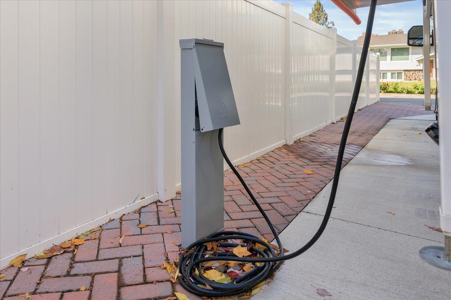 1909 South Davis Road Spokane Valley, WA 99216 - Photo 35 of 46