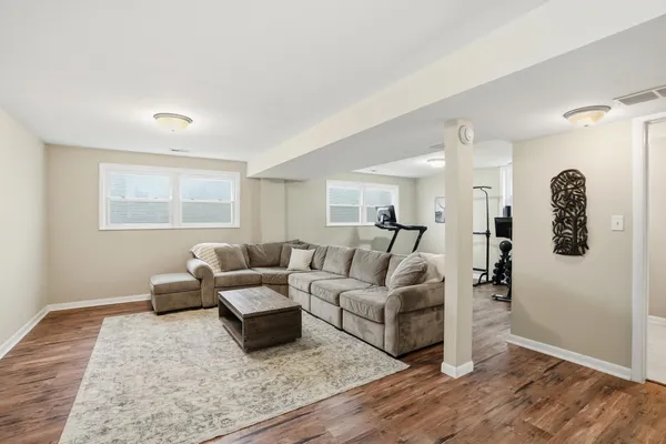 $624,900 | 9200 Birch Avenue, Munster, IN 46321