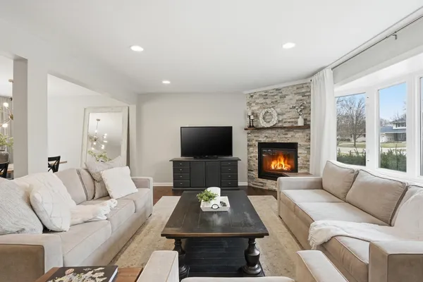 $624,900 | 9200 Birch Avenue, Munster, IN 46321