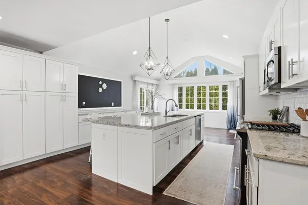 $624,900 | 9200 Birch Avenue, Munster, IN 46321